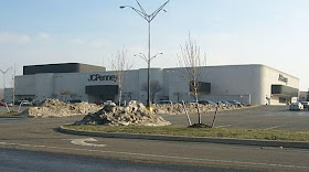 Find Your Local Store The Great Mall of the Bay Area (often simply called The Great Mall) is a large indoor outlet shopping mall in Milpitas, California built by Ford Motor Land Development and Petrie Dierman Kughn in